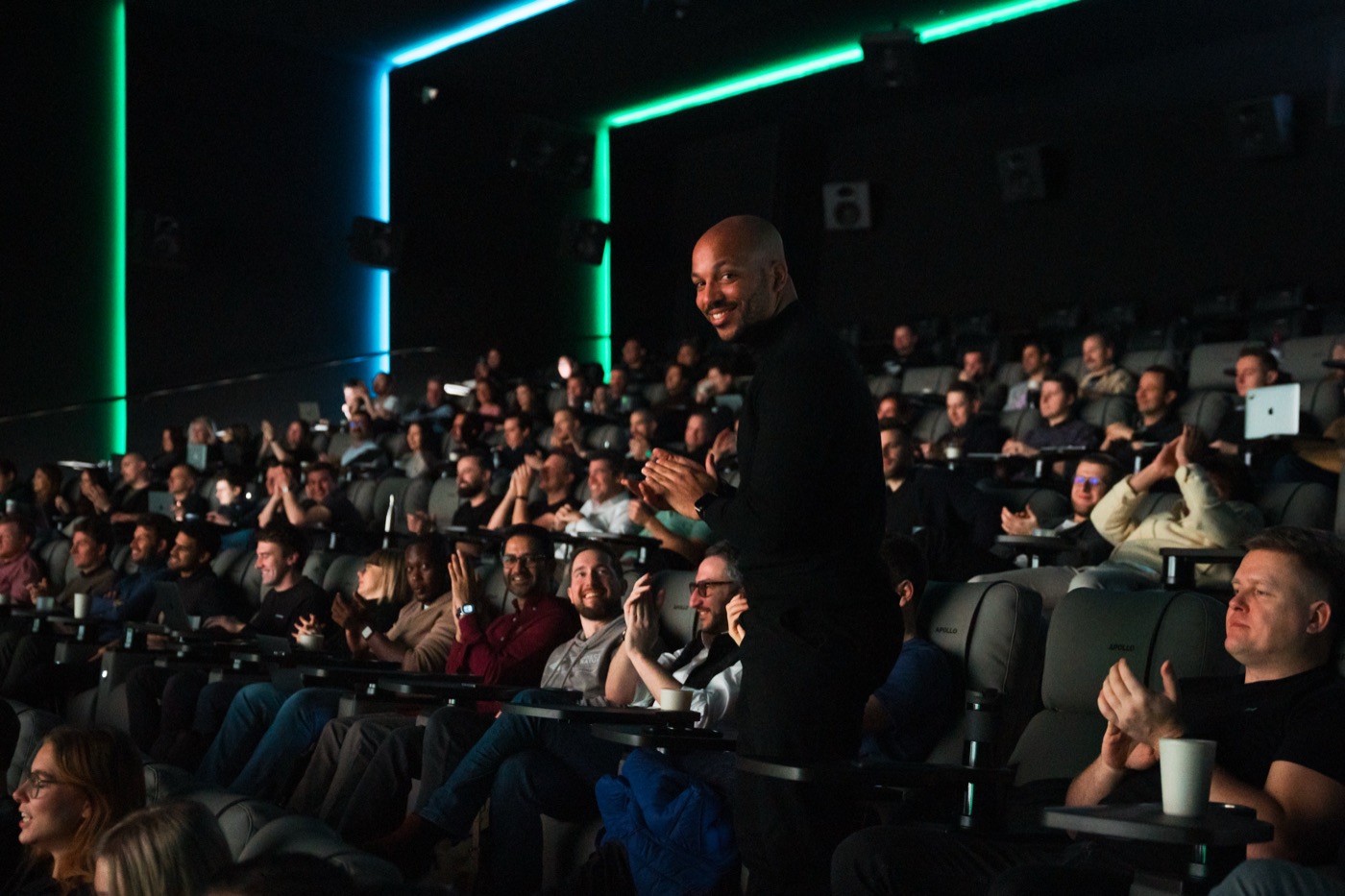 Julien Mouyeket en keynote lors d'un séminaire d'entreprise